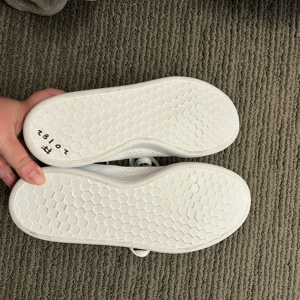 NWT Adidas Advantage Cloud Foam White Tennis Shoes - Picture 3 of 4